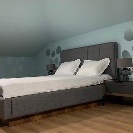 Cozy B35 In Grand *