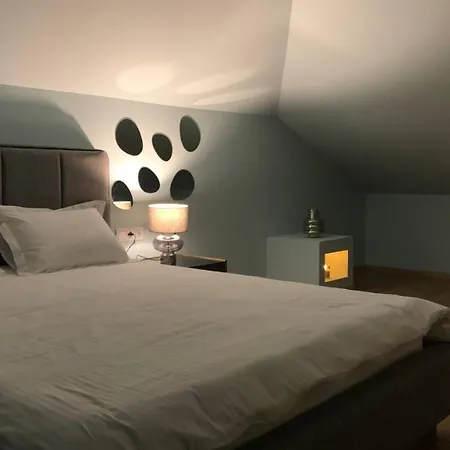 Cozy B35 In Grand