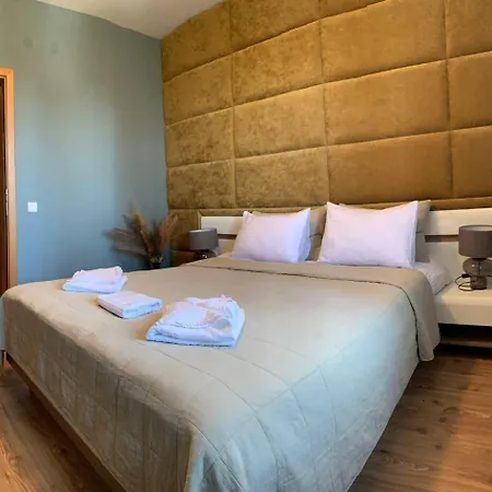 Cozy B35 In Grand *